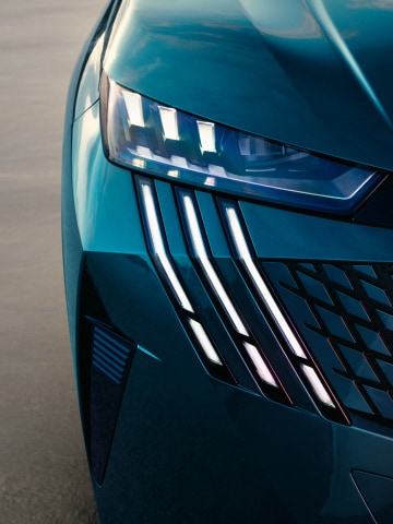 PEUGEOT E-3008 Pixel LED Headlamps